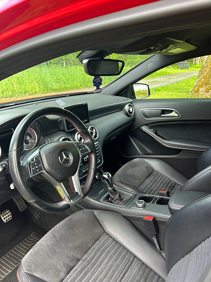 Mercedes-Benz A180 7 of 8