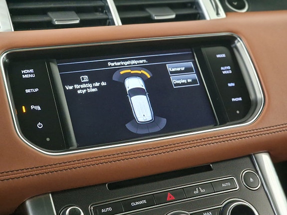 Land Rover Range Rover Sport 22 of 26
