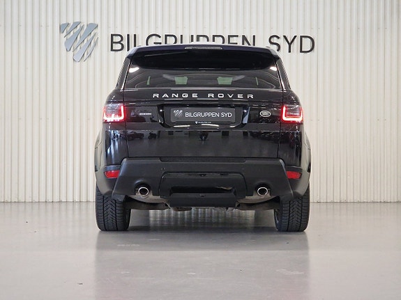 Land Rover Range Rover Sport 6 of 26