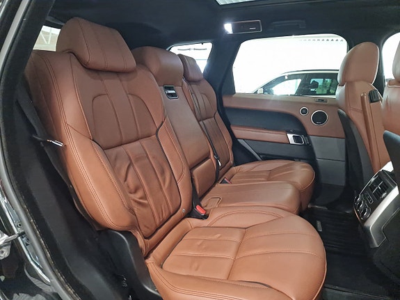 Land Rover Range Rover Sport 26 of 26