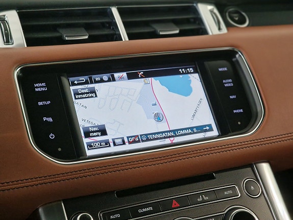 Land Rover Range Rover Sport 19 of 26