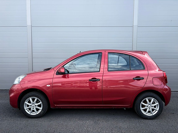 Nissan Micra 3 of 5
