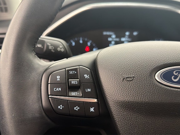 Ford Focus 12 of 30