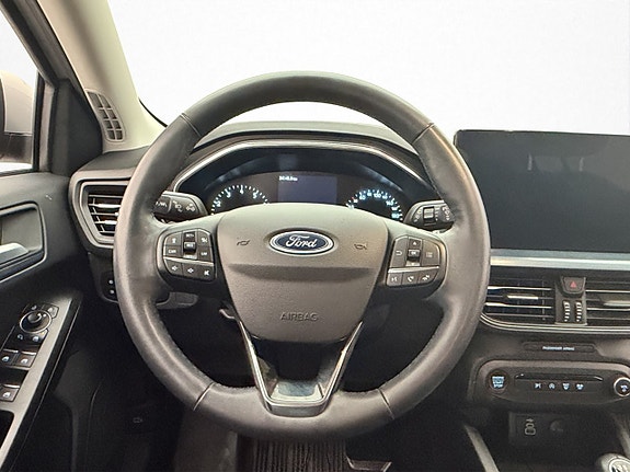 Ford Focus 11 of 30