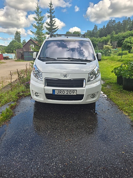 Peugeot Expert 2 of 5