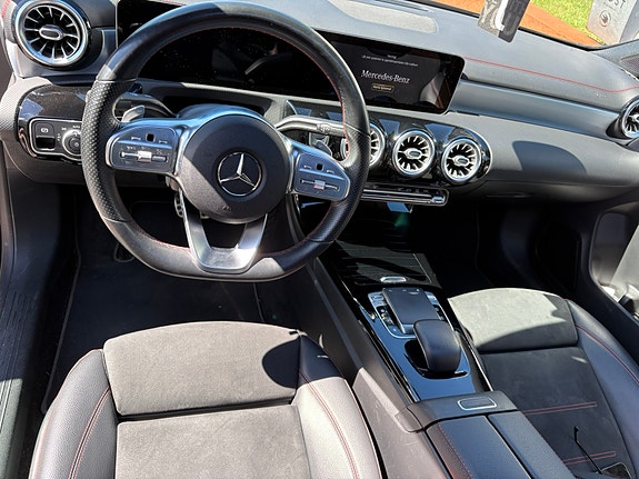 Mercedes-Benz CLA220 d 7 of 12