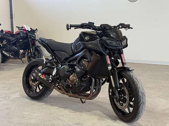 Yamaha MT-09 Akrapovic Helsystem 0kr insats . Räntekampanj 3,45% 2 of 11