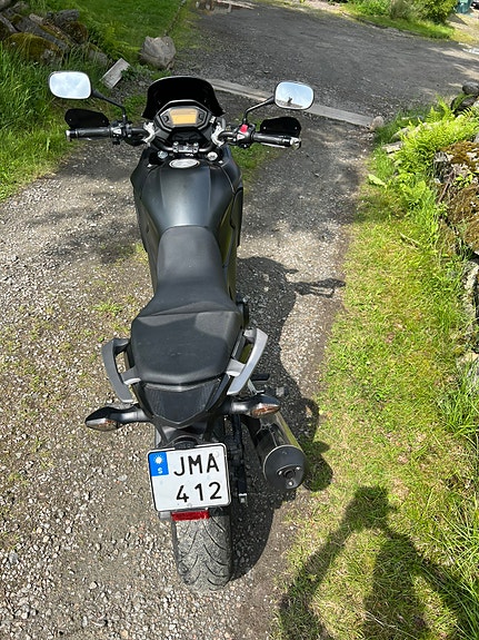 Honda CB500X 2 of 5