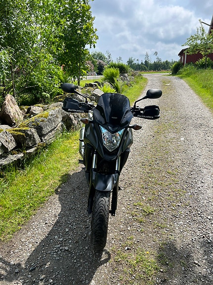Honda CB500X 3 of 5