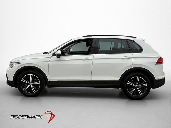 Volkswagen Tiguan 4 of 30