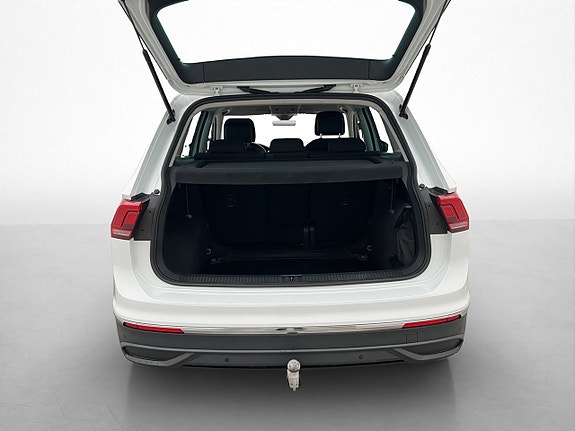 Volkswagen Tiguan 29 of 30