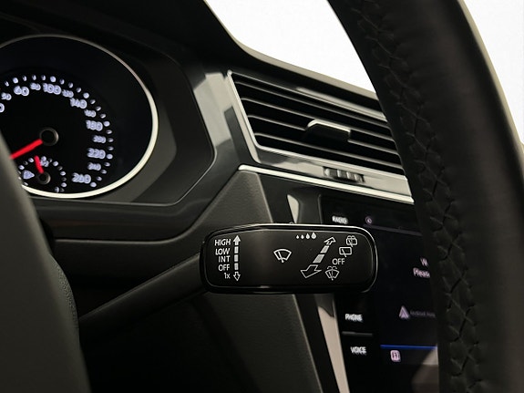 Volkswagen Tiguan 21 of 30