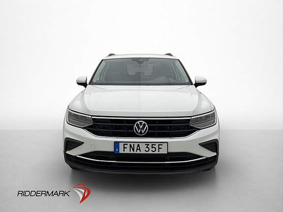 Volkswagen Tiguan 2 of 30
