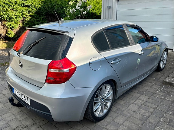 BMW 120d 4 of 8