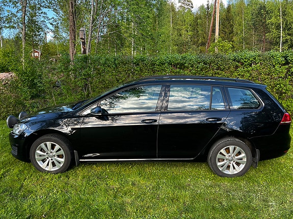 Volkswagen Golf VII 5 of 5