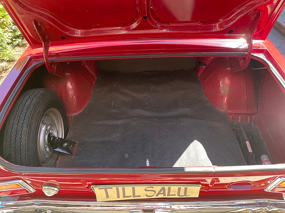 Ford Cortina 7 of 12