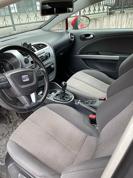 Seat Leon 4 of 9