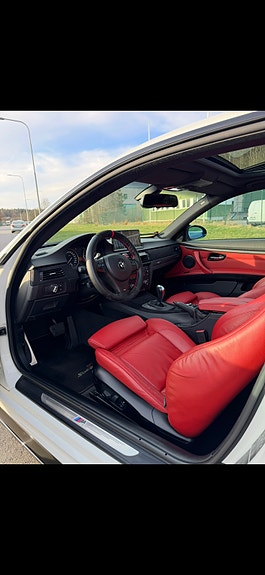 BMW 335d 3 of 5