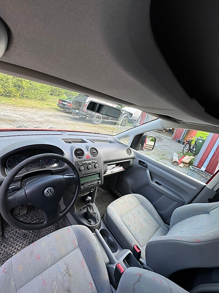 Volkswagen Caddy 5 of 5