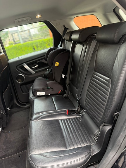 Land Rover Discovery Sport 5 of 5