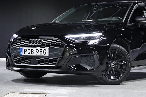 Audi A3 4 of 5