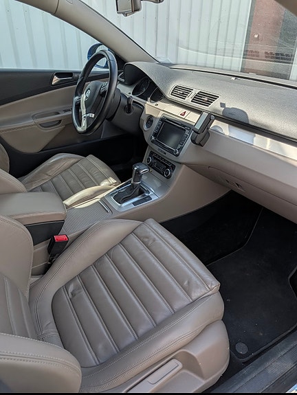 Volkswagen Passat 5 of 5