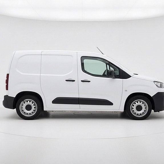 Peugeot Partner 3 of 5