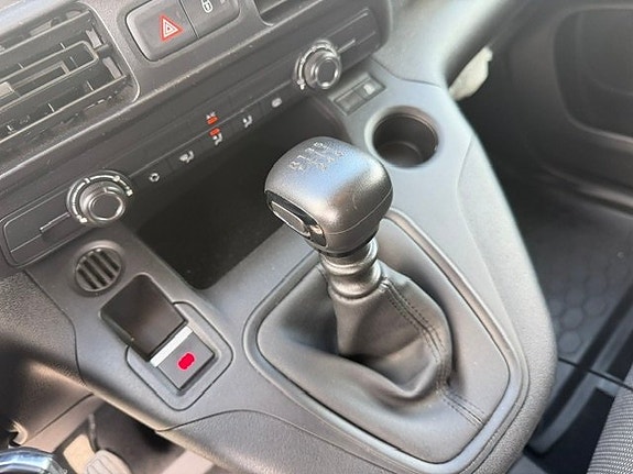 Peugeot Partner 5 of 5