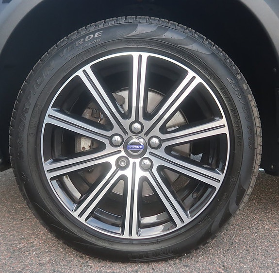 Volvo XC70 22 of 27