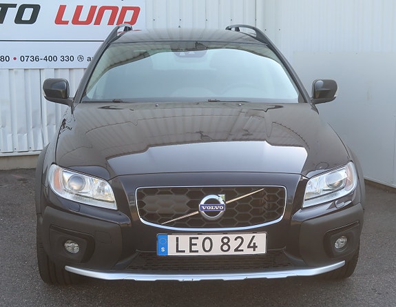 Volvo XC70 3 of 5