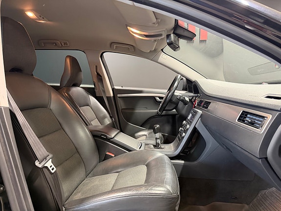 Volvo V70 12 of 21