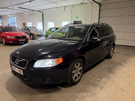 Volvo V70 8 of 21