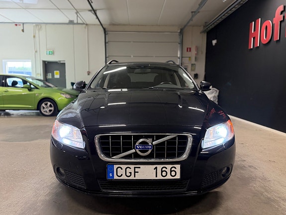Volvo V70 9 of 21