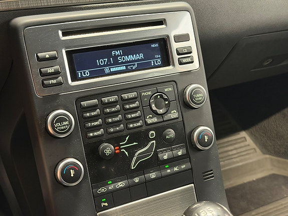 Volvo V70 17 of 21
