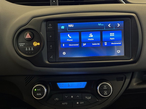Toyota Yaris 17 of 23