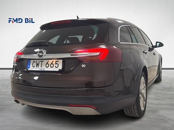 Opel Insignia Country Tourer 4 of 5