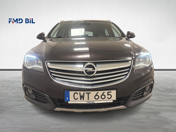 Opel Insignia Country Tourer 3 of 5