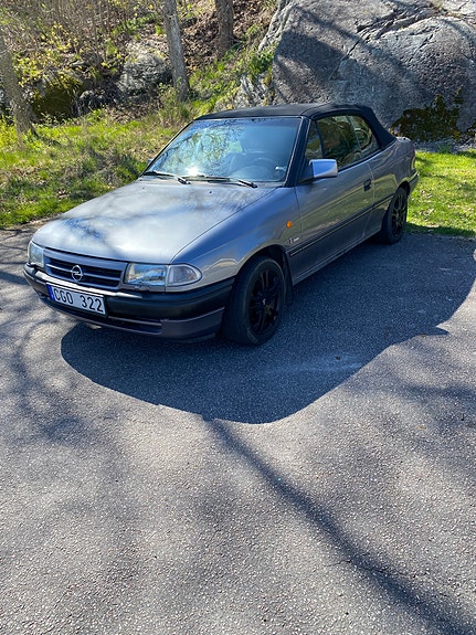 Opel Astra 10 of 12