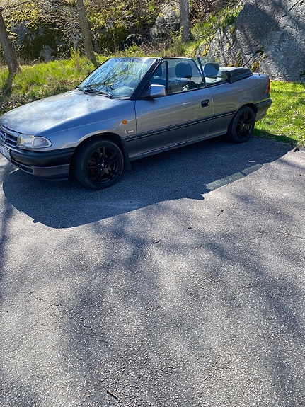 Opel Astra 11 of 12