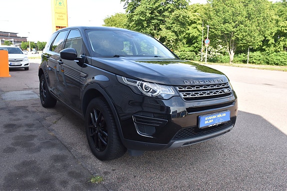 Land Rover Discovery Sport 2 of 5