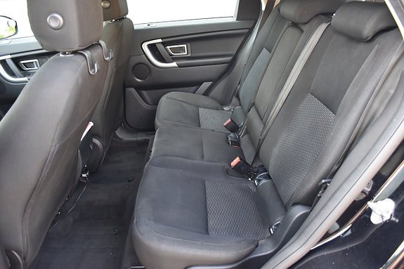 Land Rover Discovery Sport 7 of 15