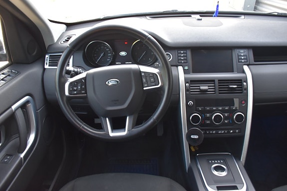 Land Rover Discovery Sport 9 of 15