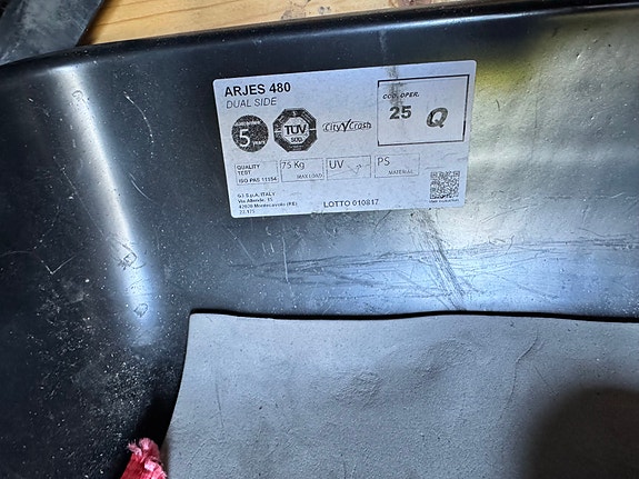 Product image 3 of 3