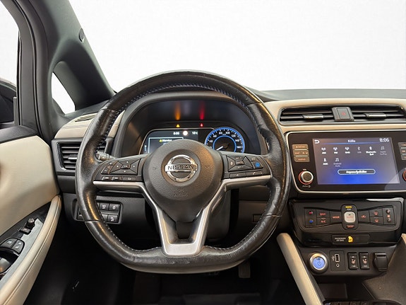 Nissan Leaf 21 of 29