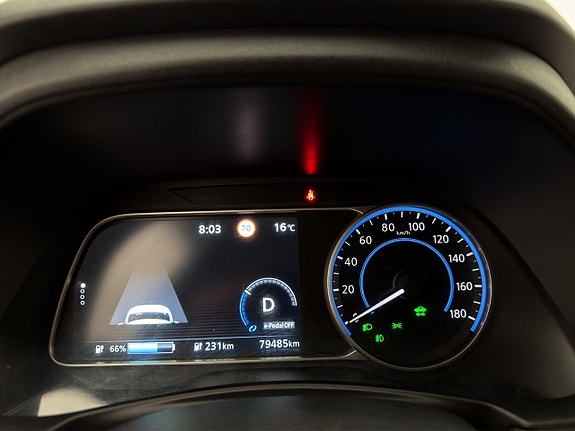 Nissan Leaf 11 of 29