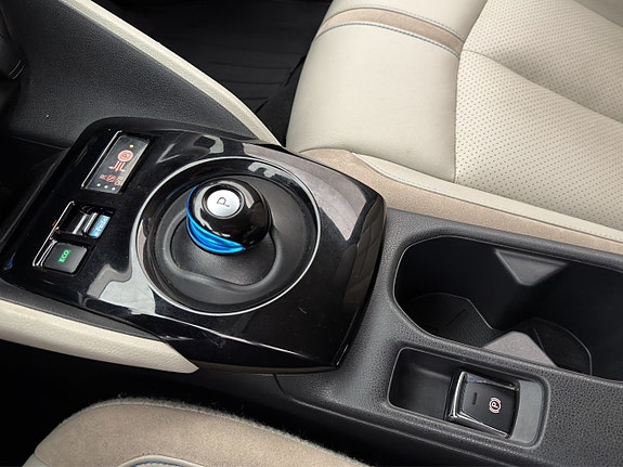 Nissan Leaf 16 of 29