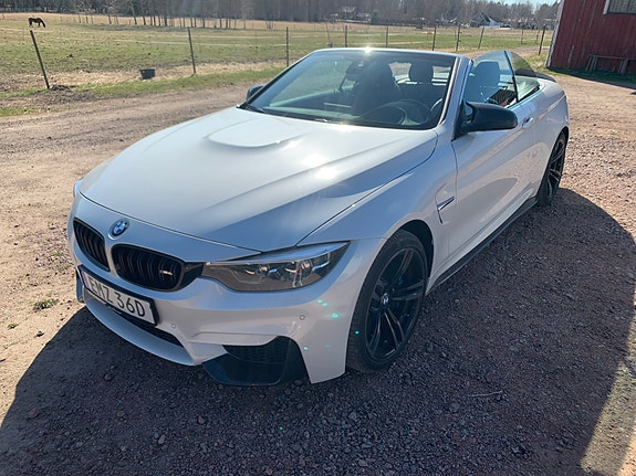 BMW M4 5 of 5