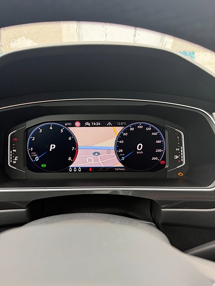 Volkswagen Tiguan 12 of 14