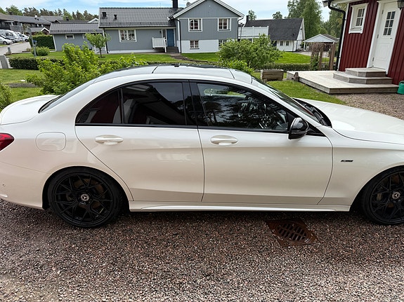 Mercedes-Benz C450 5 of 5