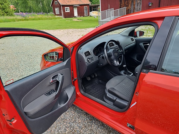 Volkswagen Polo 5 of 5